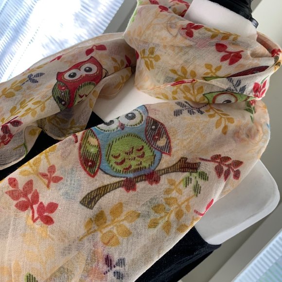 Women's scarf - stylish, beautiful design - Picture 3 of 4